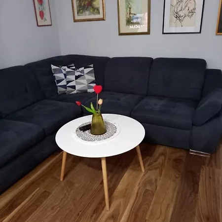 Lav Apartamento *